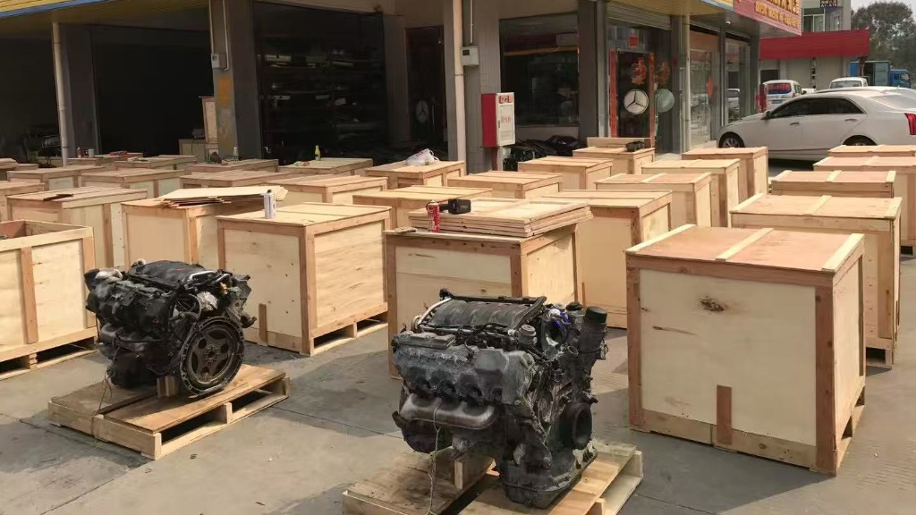 Auto parts container loading