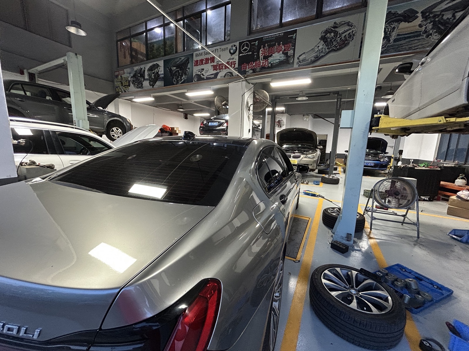 Chuangli workshop and air suspension bench, on-site photo